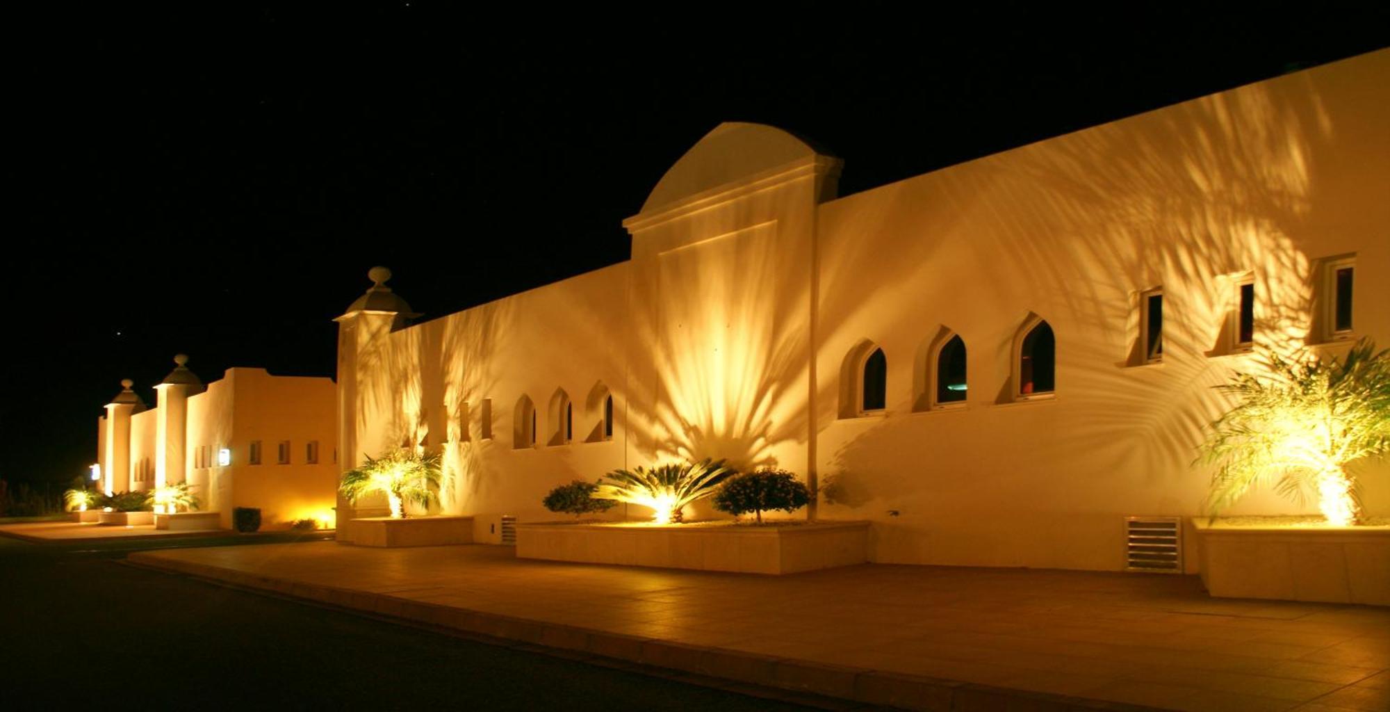Hotel Alkalat Alcala de Guadaira Exterior photo