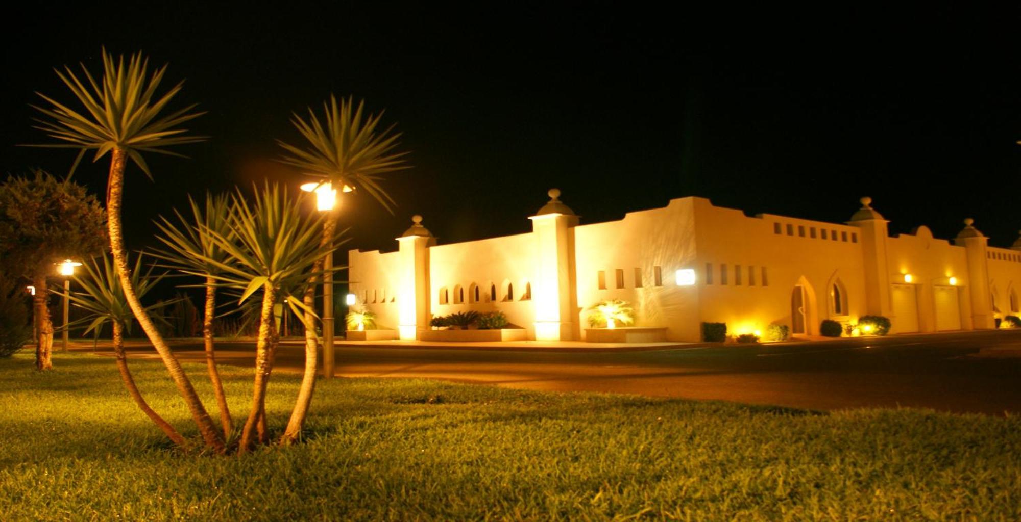 Hotel Alkalat Alcala de Guadaira Exterior photo