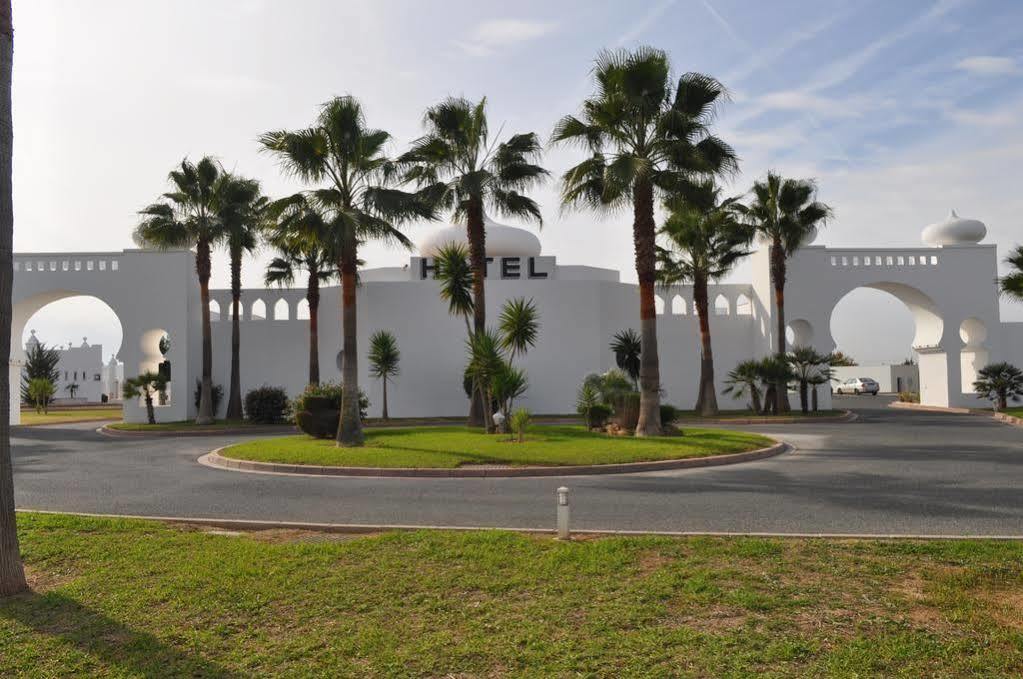 Hotel Alkalat Alcala de Guadaira Exterior photo